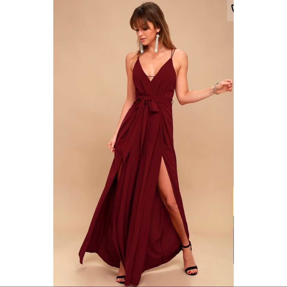 NWT Lulu’s Hype Dream Backless Wide Leg Jumpsuit